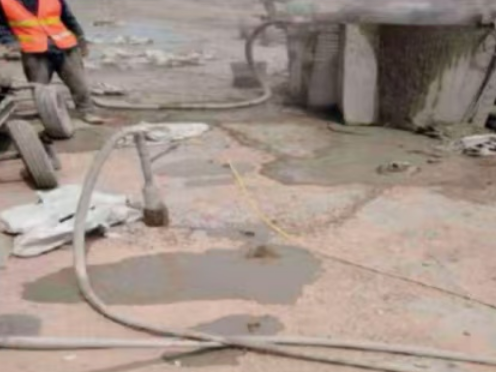 湖里水泥混凝土路面板底注浆技术 路面脱空注浆整治方案